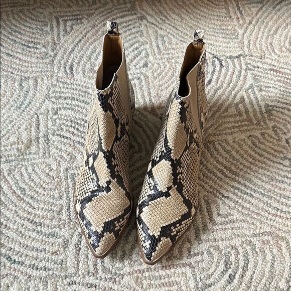 Marc Fisher boots size 9.5 - Picture 1 of 2